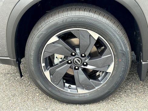 New 2026 Nissan Rogue SV image 21