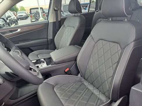 Used 2026 Volkswagen Atlas SEL Premium R-Line AWD/4WD image 25