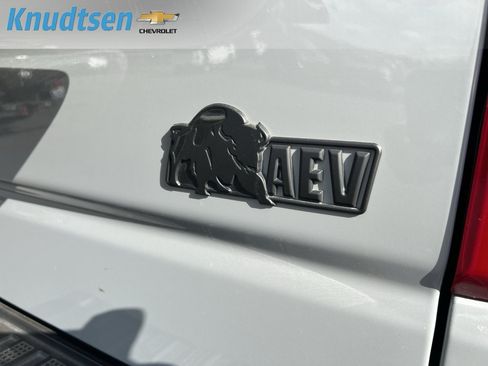 Used 2025 Chevrolet Silverado 1500 ZR2 w/ ZR2 Bison Edition AWD/4WD image 8