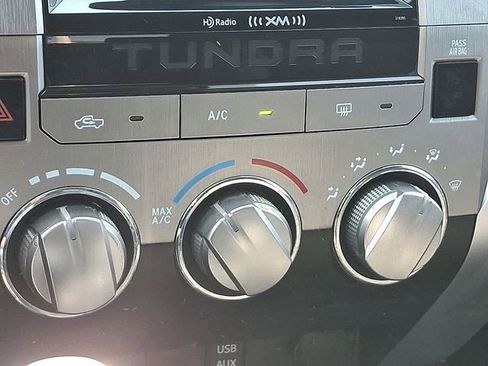 Used 2019 Toyota Tundra SR5 w/ SR5 Upgrade Package AWD/4WD image 15