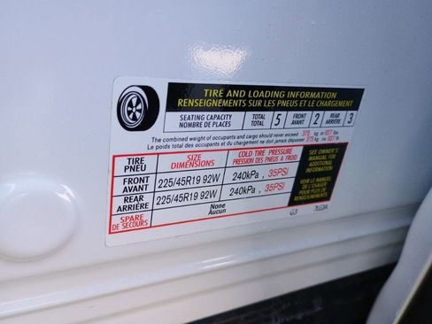 New 2025 Nissan Kicks SR image 32