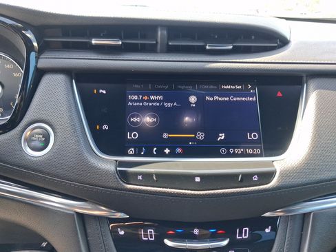 Used 2020 Cadillac XT5 Premium Luxury FWD image 18