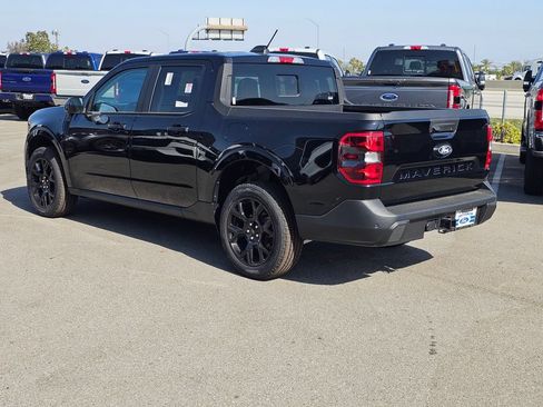 New 2026 Ford Maverick Lariat w/ Black Appearance Package AWD/4WD image 4