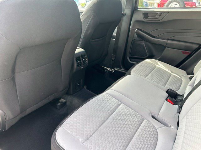 Used 2023 Ford Escape Active AWD/4WD image 12
