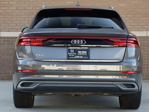Used 2019 Audi Q8 Premium w/ Convenience Package AWD/4WD image 10