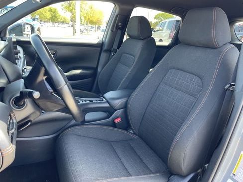 Used 2025 Honda HR-V Sport image 24