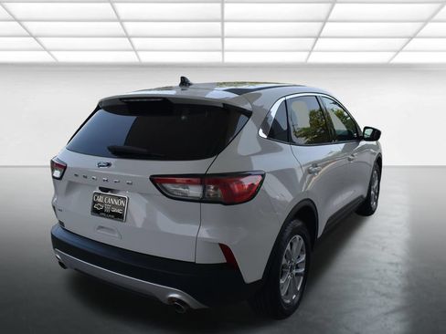 Used 2020 Ford Escape SE FWD image 8