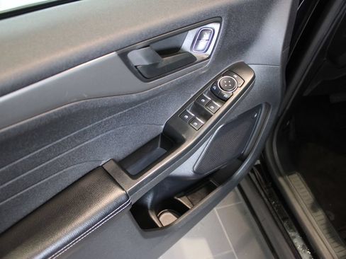 Used 2023 Ford Escape Active AWD/4WD image 29