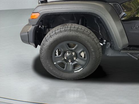 Used 2026 Jeep Wrangler Unlimited Sport AWD/4WD image 28