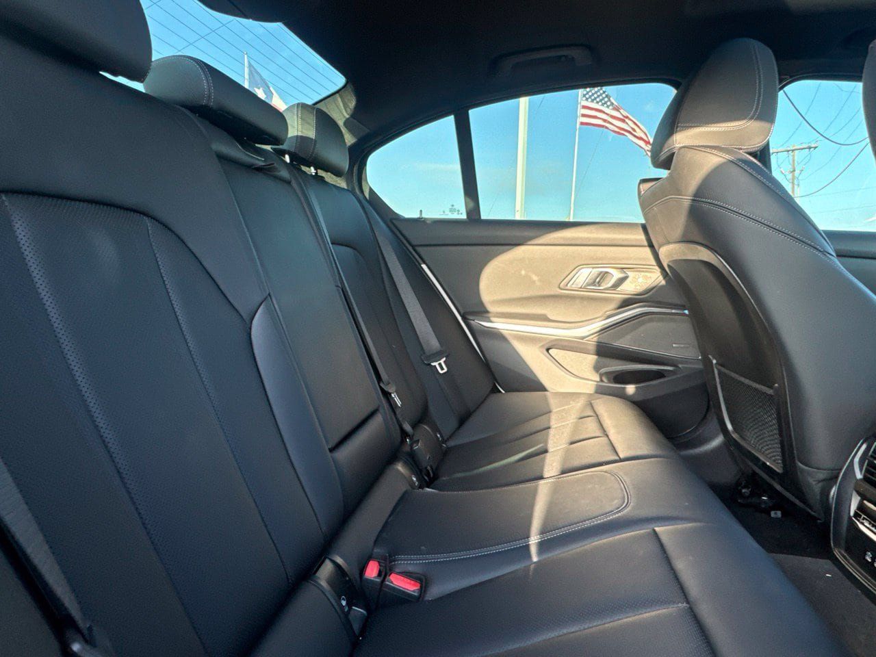 Used 2023 BMW 330i Sedan w/ Premium Package RWD image 31