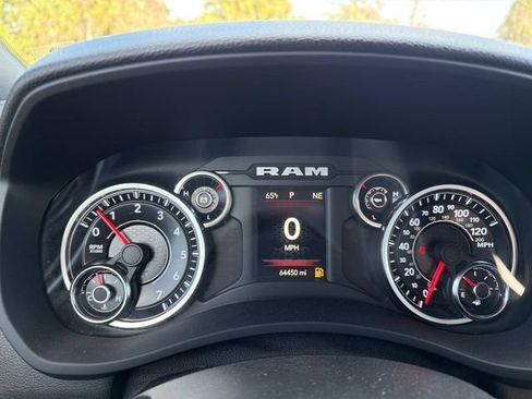 Used 2022 RAM 2500 Tradesman w/ Chrome Appearance Group image 24