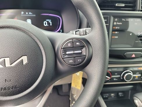 Used 2025 Kia Soul LX image 21