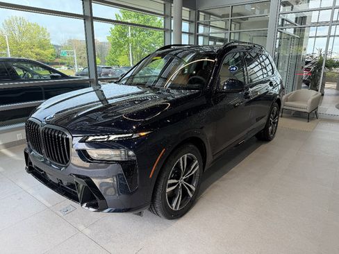New 2027 BMW X7 xDrive40i AWD/4WD image 3