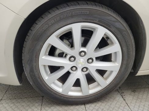 Used 2014 Chevrolet Malibu LT image 31