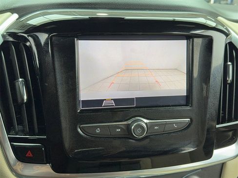 Used 2023 Chevrolet Traverse LS w/ Midnight/Sport Edition image 27