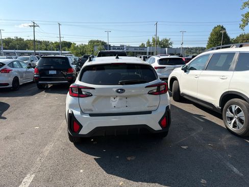 Used 2024 Subaru Crosstrek 2.0i Premium AWD/4WD image 34