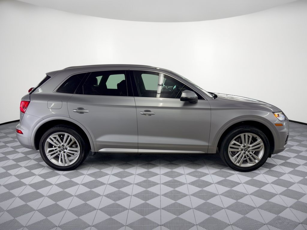 Used 2018 Audi Q5 2.0T Premium Plus w/ Premium Plus Package AWD/4WD image 8