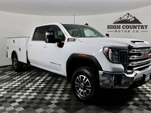 Used 2023 GMC Sierra 3500 SLE w/ SLE Convenience Package image 1