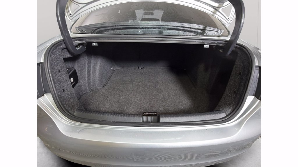 Used 2014 Volkswagen Jetta SE FWD image 27