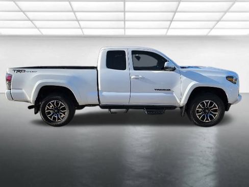 Used 2023 Toyota Tacoma TRD Sport image 27