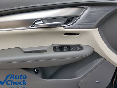 Certified 2024 Cadillac XT5 Premium Luxury w/ Technology Package FWD image 20