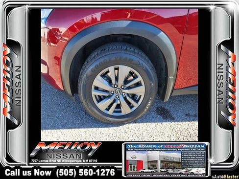 Used 2024 Nissan Pathfinder SV w/ Lighting Package (N92) image 19