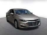 Used 2024 Chevrolet Malibu LT image 3