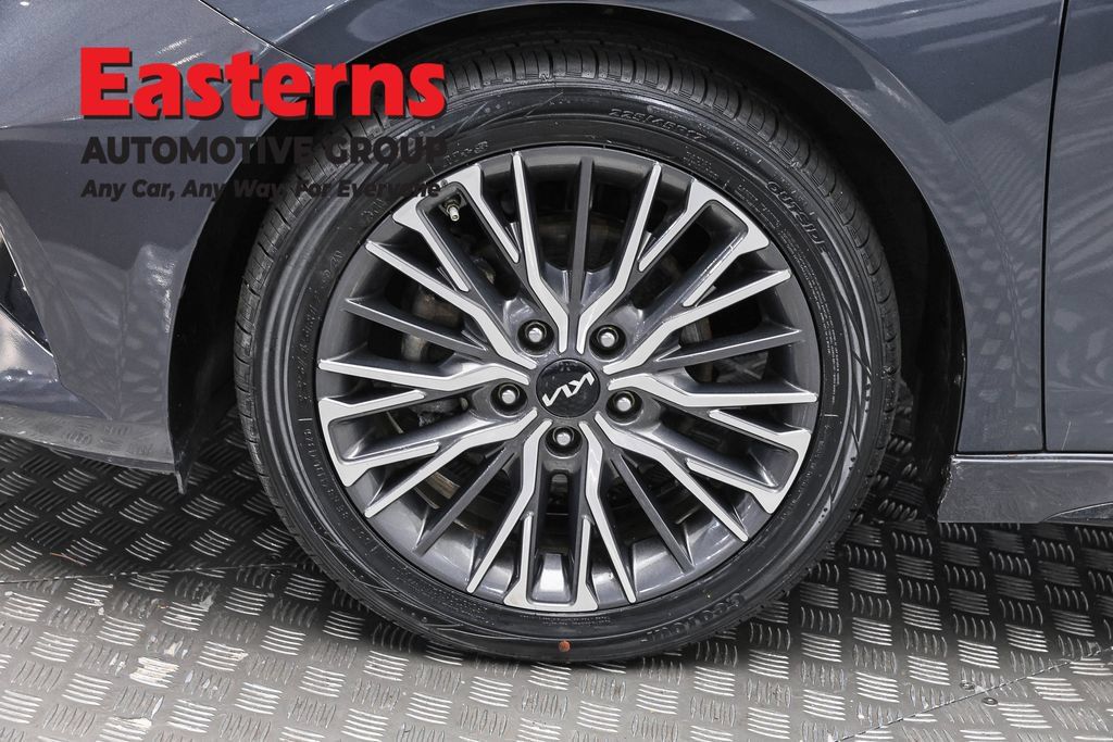 Used 2023 Kia Forte GT-Line w/ GT-Line Premium Package FWD image 35