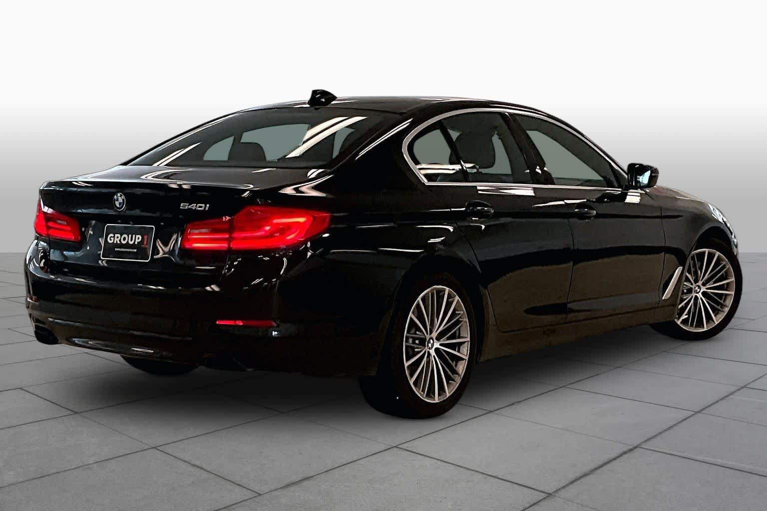 Used 2019 BMW 540i w/ Convenience Package RWD image 11