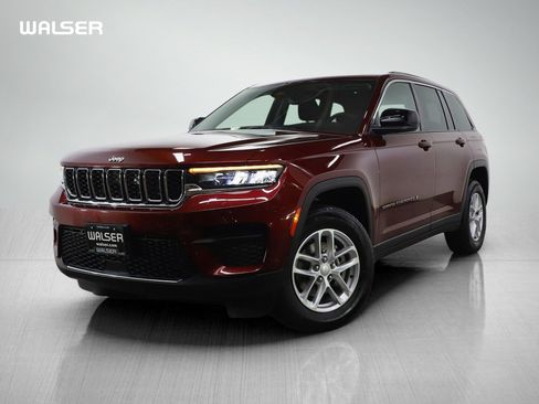 Used 2023 Jeep Grand Cherokee Laredo w/ Luxury Tech Group I image 1