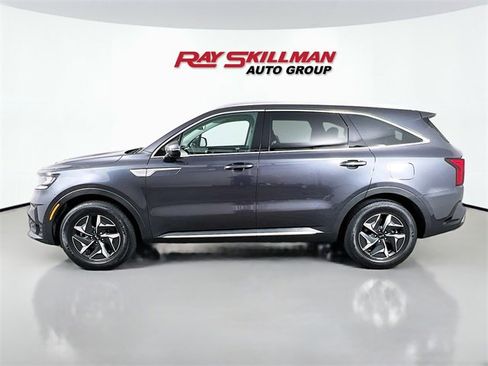 Used 2021 Kia Sorento EX image 4
