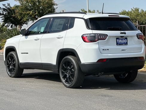 New 2025 Jeep Compass Latitude w/ Altitude Special Edition image 6