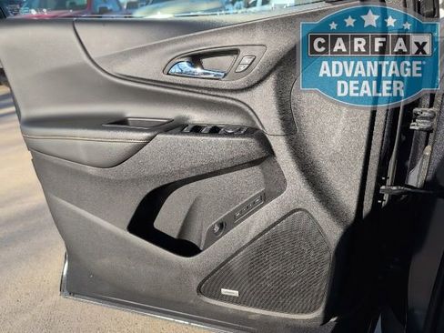 Used 2022 Chevrolet Equinox Premier image 18