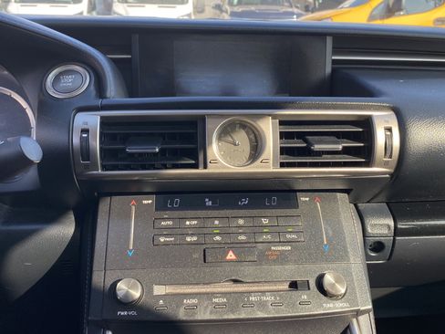 Used 2016 Lexus IS 200t image 12