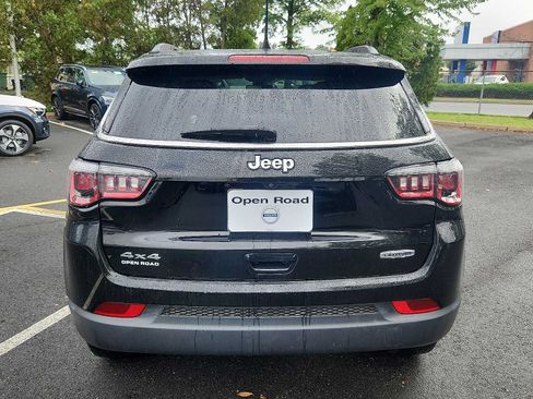 Used 2020 Jeep Compass Latitude w/ Popular Equipment Group AWD/4WD image 5