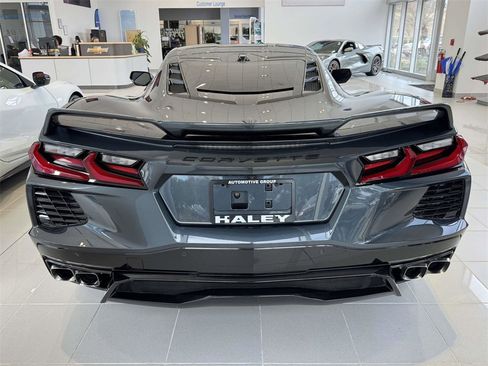 Used 2021 Chevrolet Corvette Stingray Preferred Cpe w/ Z51 Performance Package image 23