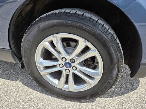 Used 2018 Ford Edge SEL w/ Equipment Group 201A AWD/4WD image 7