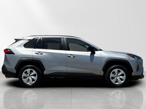 Used 2020 Toyota RAV4 LE w/ Carpet Mat Package FWD image 3