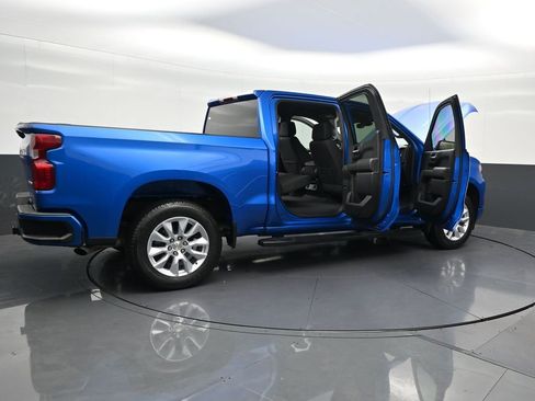 Used 2024 Chevrolet Silverado 1500 Custom RWD image 32