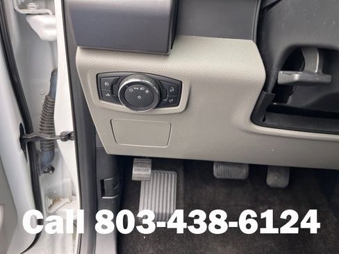 Used 2015 Ford F150 XLT w/ Trailer Tow Package image 28