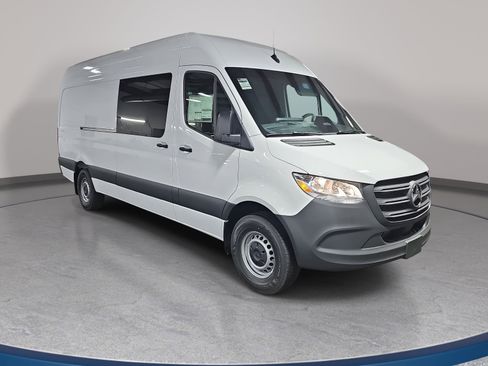 New 2026 Mercedes-Benz Sprinter 2500 image 3