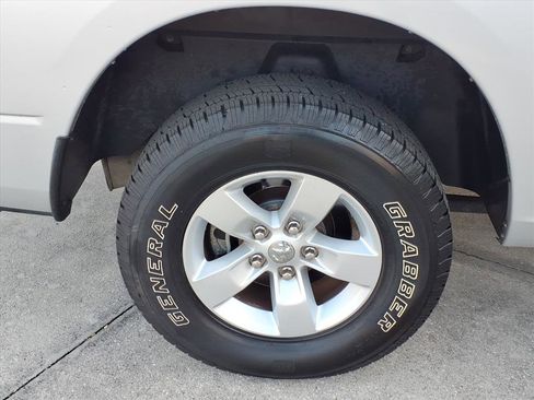 Used 2015 RAM 1500 Tradesman w/ Popular Equipment Group image 11