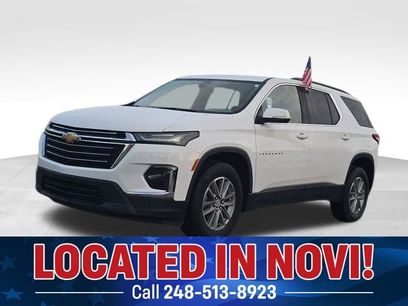 Used 2023 Chevrolet Traverse LT