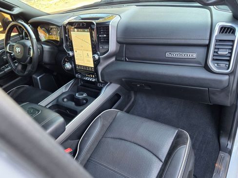 Used 2022 RAM 3500 Laramie image 30