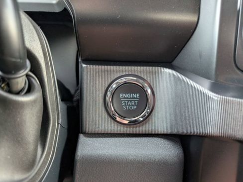 New 2026 Ford F350 Platinum w/ FX4 Off-Road Package image 12