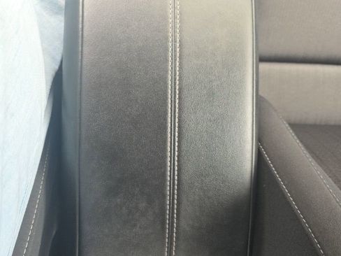 Used 2025 Nissan Altima 2.5 SV FWD image 26
