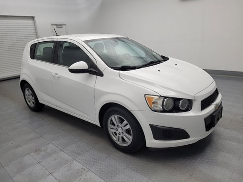 Used 2016 Chevrolet Sonic LT FWD image 11