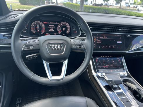 Certified 2025 Audi Q7 2.0T Premium w/ Convenience Package AWD/4WD image 30