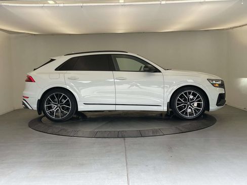 Used 2021 Audi SQ8 Prestige AWD/4WD image 6