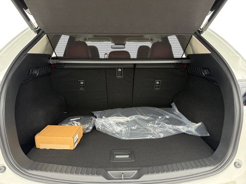 New 2025 MAZDA CX-5 Carbon Edition image 17